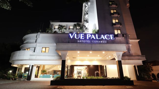 Kota Bandung, Jawa Barat, dikenal dengan tempat-tempat menarik dan unik yang jadi tujuan wisatawan, termasuk hotel-hotel yang instagramable.
