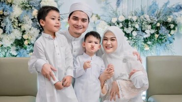 8 Momen Akikah Mikail Anak Alvin Faiz & Henny, Ada Yusuf Sang Kakak Sambung