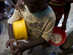 Guinea-Bissau Larang Siswa Pesantren Mengemis