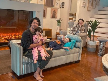 7 Potret Kimberly Rider & Suami Urus Dua Anak Tanpa Nanny: Kasih Sayang Itu Sederhana