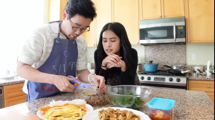 Maudy Ayunda