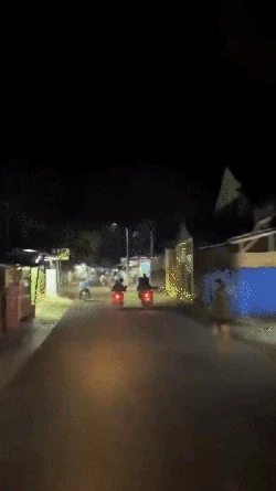 Ngeri! Perang Sarung di Cianjur Gunakan Petasan hingga Sajam