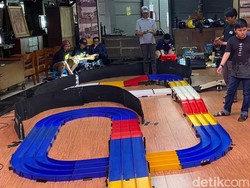 Serunya Ngabuburit Warga Bandung Sambil Balap Tamiya