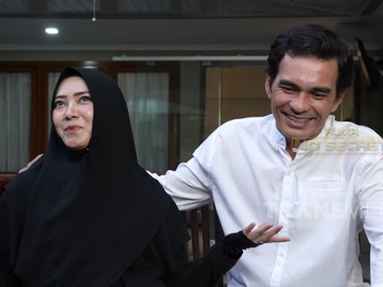 4 Bulan Menikah, Anne Akui Merasa Diperlakukan bak Ratu oleh Teddy Syach