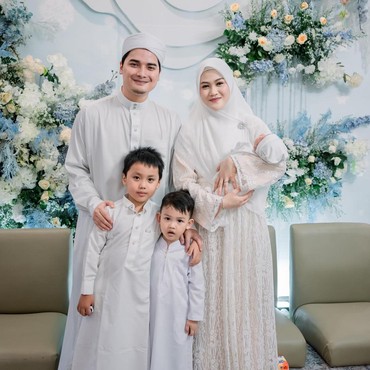 Tatap Sinis Anak Larissa Chou, Henny Rahman Disebut Sosok Ibu Tiri Jahat