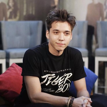 Asik Rayakan Ulang Tahun Pacar, Stefan William Dihujat Tak Peduli Anak