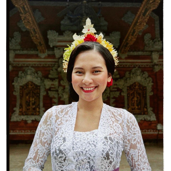 <p>Indah Permatasari baru saja menikmati momen liburan di Bali. Ia pergi ke Pulau Dewata dan mendapatkan pengalaman berlibur yang seru. (Foto: Instagram @indahpermatas)</p>