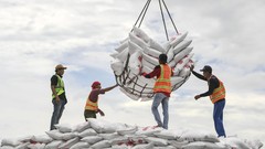 FOTO: Banjir Gula Impor di Pelabuhan Tanjung Priok