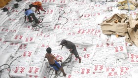 Mengintip Impor Gula yang Dicurigai Kejaksaan Agung Bau Amis Korupsi