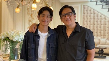 img-title Kenzy Ungkap Suka Duka Jadi Anak Andre Taulany