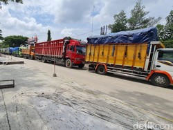 Polisi Ungkap Penyebab Jalur Pantura Pati-Rembang Macet Parah