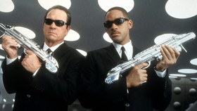Sinopsis Men in Black II, Blockbuster Sahur Movies 2 April