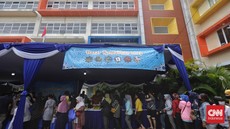 FOTO: Berbondong-bondong Belanja di Pasar Murah Ramadan