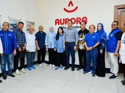 Syarief Hasan Dukung Peningkatan Ekspor Pabrik Boneka Aurora World