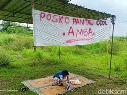 Warga Klaten Dirikan Posko Pantauan Truk ODOL Angkutan Air Mineral