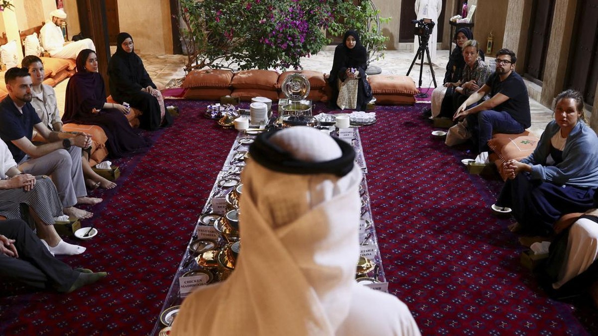 FOTO: UAE Ajak Turis Asing Ikut Nikmati Ramadan di Dubai