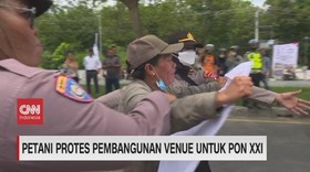 VIDEO: Petani Protes Pembangunan Venue Untuk PON XXI