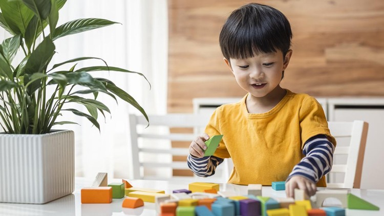 5 Cara Ajarkan Anak Mengenali Berbagai Emosi, Pakai Papan Penunjuk Perasaan 5 Cara Ajarkan Anak Mengenali Berbagai Emosi, Pakai Papan Penunjuk Perasaan