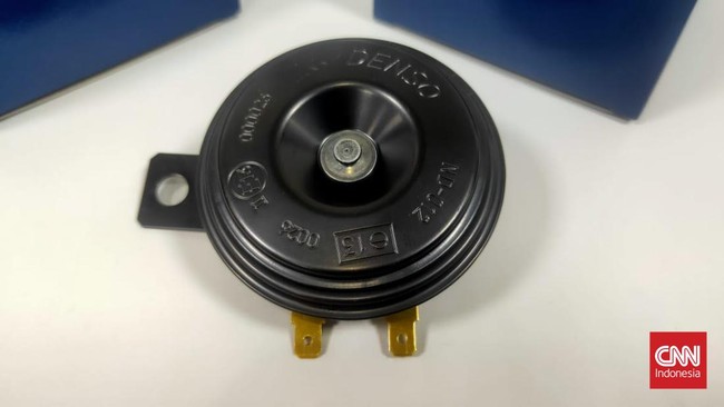 Klakson yang dijual adalah Single Disc High Tone, sedangkan yang terpasang di LCGC disebut Single Disc Low Tone.