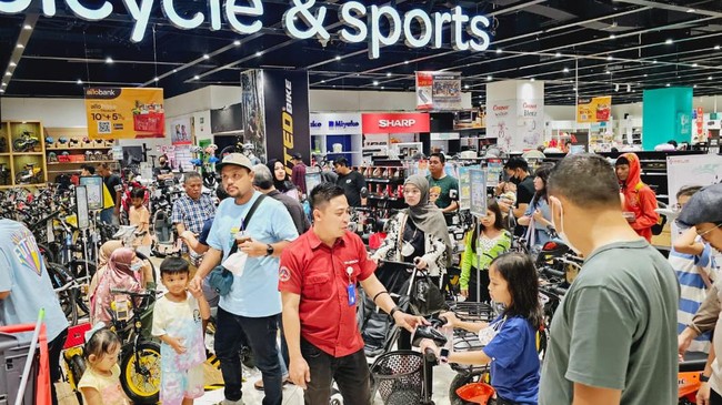Sepeda anak di Transmart diskon gede-gedean besok, ada harga sale mulai Rp300 ribuan aja. Jangan sampai lewatkan kesempatan ini!