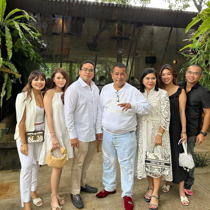 <p>Sebelumnya, kabar kedekatan Chen dan Fritz sudah tercium sejak beberapa tahun lalu, Bunda. Chen juga sangat dekat dengan keluarga Fritz termasuk Hotman Paris dan sang istri, Augustianne Marbun. (Foto: Instagram: @fritzhutapea)</p>