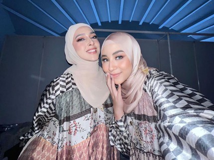 7 Potret Kompaknya Nabila Syakieb & Sang Adik Ipar, Disebut Mirip bak Barbie Arab