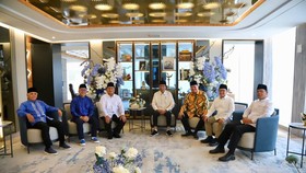 Power Jokowi di Balik Rencana Koalisi Besar Lima Partai