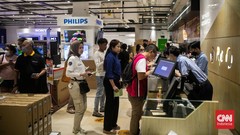 FOTO: Berburu Daging dan Televisi di Transmart Ramadhan Midnight Sale