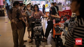 Cuma di Transmart Full Day Sale, Sepeda Listrik Diskon Rp1 Jutaan
