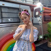 Referensi Outfit Ceria versi Hyeri yang Cocok Temani Hang Out Seru Kamu