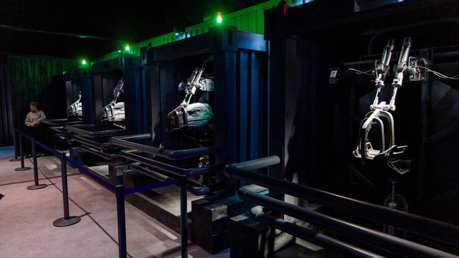 FOTO: Sensasi Berinteraksi dengan Dinosaurus "Jurassic World"