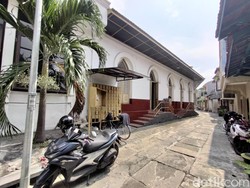 Masjid Jami Peneleh Surabaya Peninggalan Sunan Ampel