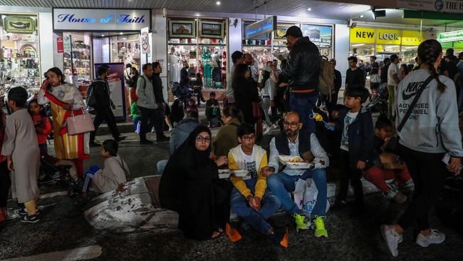 FOTO: Ngabuburit di Pasar Malam Ramadan Sydney