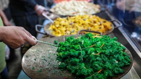FOTO: Ngabuburit di Pasar Malam Ramadan Sydney