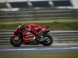 Bagnaia Juara MotoGP Spanyol, Asapi Duo KTM