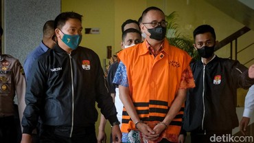 img-title Ini Sosok Artis yang Masuk Koneksi Keluarga Rafael Alun
