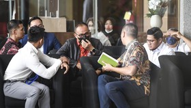 FOTO: Momen Rafael Alun Trisambodo Penuhi Panggilan KPK