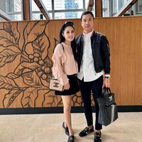 7 Potret Sandra Dewi Dan Suami Pengusaha Yang Ogah Pamer Harta - Foto 1