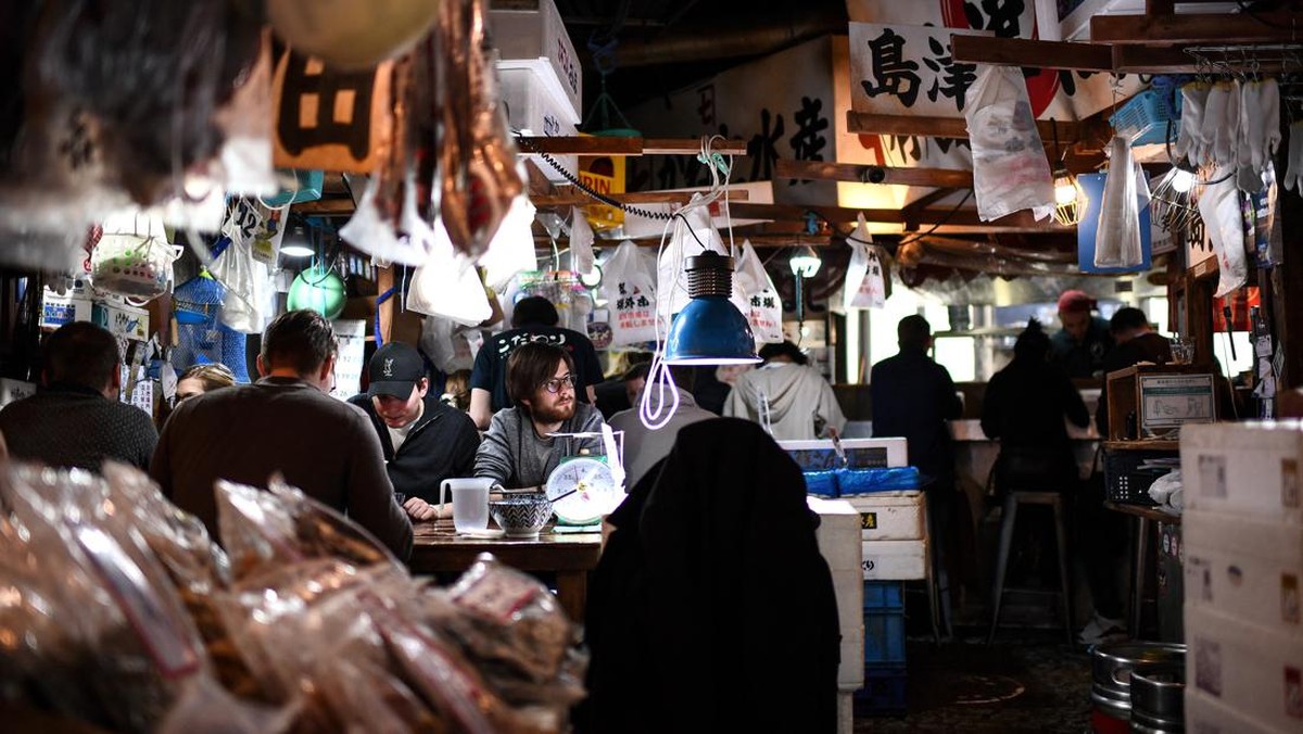 FOTO: Ramen dan Nostalgia Pasar Ikan Tsukiji di Sudut Kota Paris