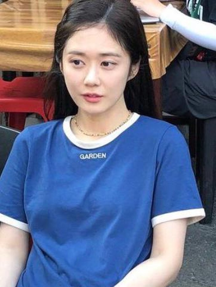 Comeback Dengan Drama Baru Ini Potret Jang Nara Yang Tampak Glowing Dan Awet Muda Di Usia 40 An 9434