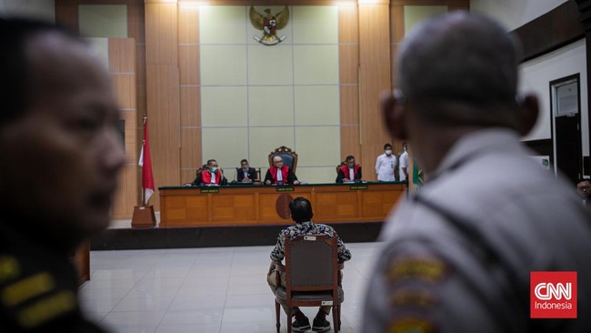 Jaksa penuntut umum Haris & Fatia dalam kasus pencemaran nama baik Luhut diduga berbohong soal keberadaan Luhut saat sidang.