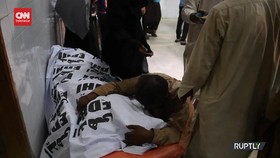 VIDEO: Bagi Sembako Maut di Pakistan Tewaskan 11 Orang Tewas