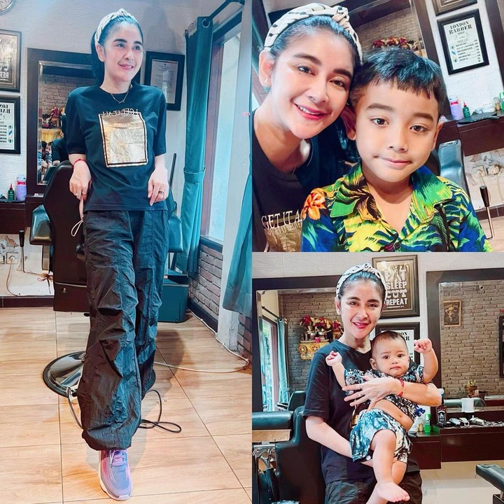 <p>Sibuk menjadi Bunda, Uut Permatasari kerap tampil simpel saat menjalani aktivitasnya mengurus anak. Uut yang dikenal sebagai Ibu Bhayangkari, menjelma menjadi wanita sederhana di rumah. Bunda pasti relate, nih. <em>"Selesai masak memasak skrg mamake nganter 2 anak bagoesku gunting rambut. Alhamdulillah bahagiaku menjadi seorang IBU,"</em> ucap Uut. (Foto: Instagram @uutpermatasari)</p>