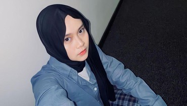 Tertangkap Lepas Hijab sama Cowok Lain, Alma Thania Minta 'Maaf'