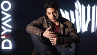 <p>Seperti sang ayah, Aryan Khan tumbuh menjadi pria tampan, Bunda. Visualnya kerap mendapat pujian melalui kolom komentar di akun Instagram pribadinya, nih. (Foto: Instagram @___aryan___)<br /><br /><br /></p>