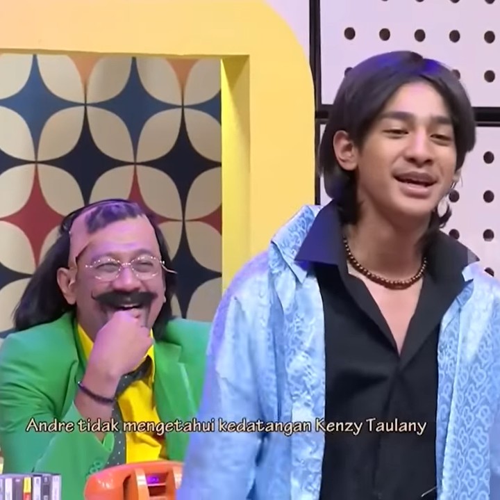 <p>Kenzy sangat dekat dengan sang Ayah dan sering melontarkan candaan kepada satu sama lain. Andre Tulany juga kerap berpesan kepada sang putra untuk rajin bersekolah. "Baru tau kan nyari duit susah kayak gini? Makanya kalau gue sekolahin yang bener, jangan banyak gaya," celetuk Andre. (Foto: YouTube TRANS7 OFFICIAL)</p>