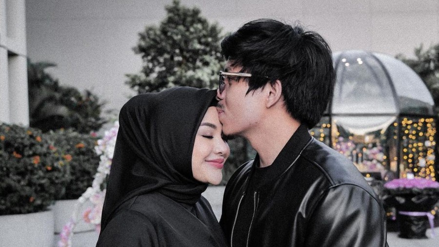 Anniversary ke-2 Aurel Hermansyah dan Atta Halilintar