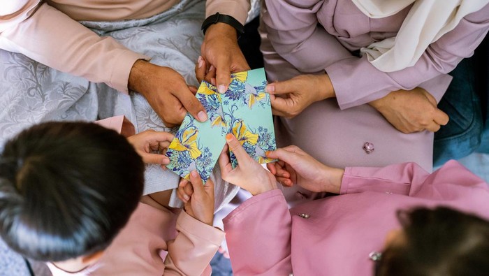 Apa Hukum Memakai Uang THR Lebaran Anak Menurut Islam? Ini Penjelasannya...