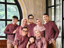 Fuji Menangis, Vanessa Angel dan Bibi Ardiansyah Ada di Foto Keluarga