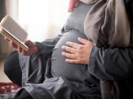 Adakah Ciri-ciri Ibu Hamil Terkena Gangguan Jin? Simak Faktanya